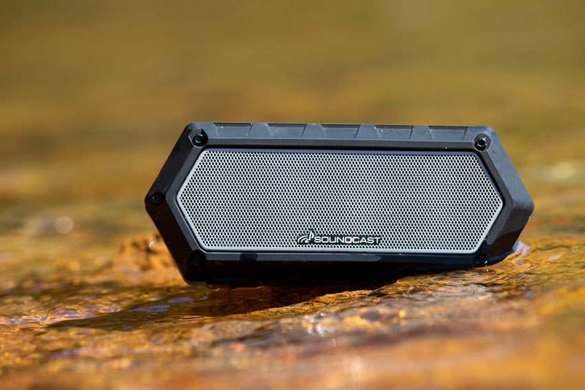 Soundcast VG1 Premium Waterproof Bluetooth Speaker Review 04