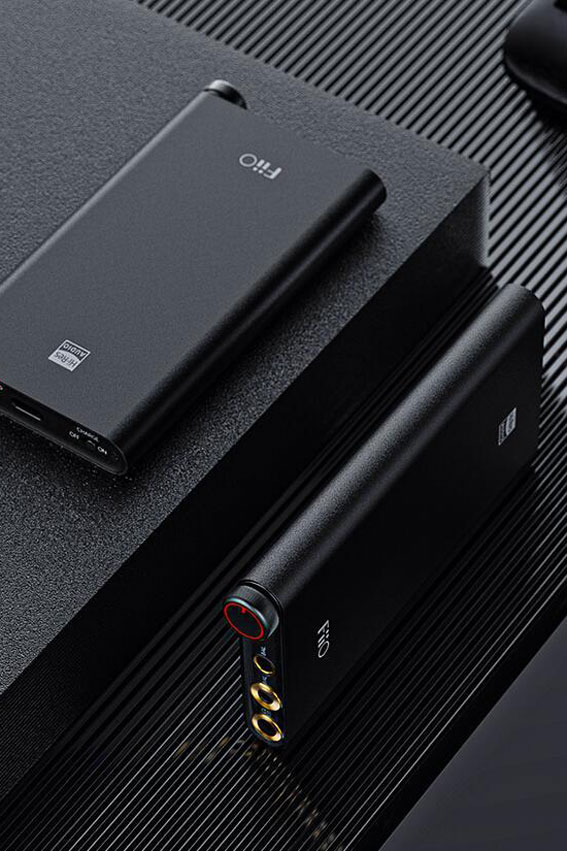 FiiO Q3 THX Balanced DAC Amplifier 05