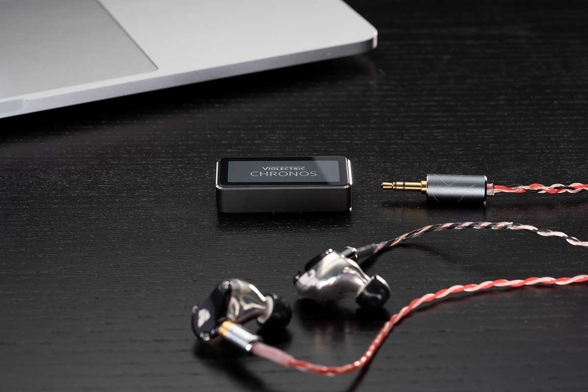 Violectric Chronos - Mobile DAC including headphone amplifier