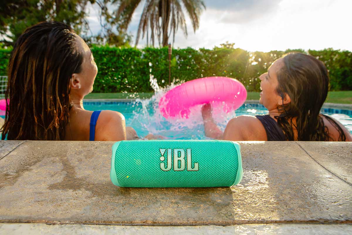 JBL Flip 6 Portable Waterproof Speaker