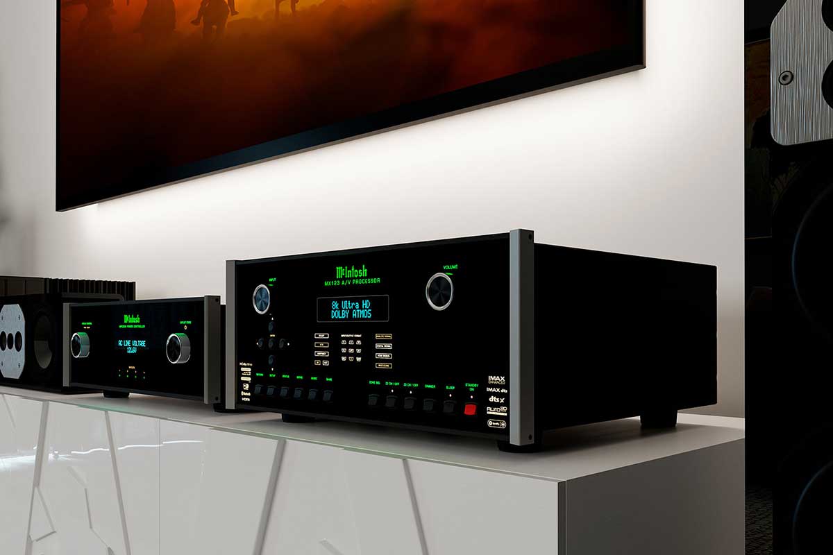 Foto © McIntosh Laboratory Inc. - McIntosh MX123 A/V Processor 8K Ultra HD Upgrade