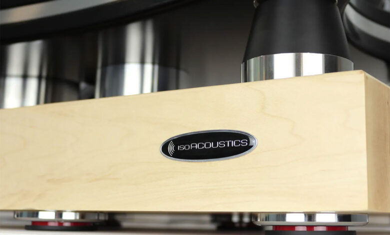 Foto © IsoAcoustics Inc. | IsoAcoustics DELOS Series Review