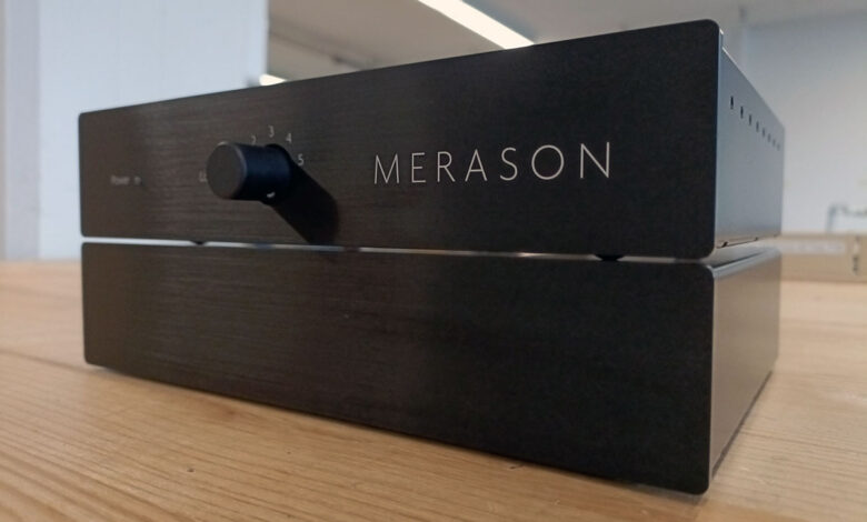 Foto © niedal audio lab AG | MERASON frérot and MERASON pow1 now in silver and black