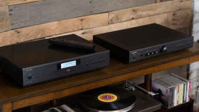 Foto © Rotel Co. Ltd. | Rotel A10MKII Stereo Amplifier, Rotel A11MKII Stereo Amplifier and Rotel CD11MKII CD Player