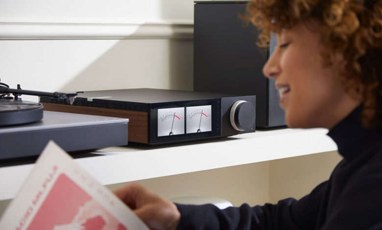 Foto © Cambridge Audio | VU meter display for Cambridge Audio EVO Series and Cambridge Audio CXN100