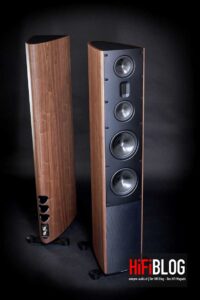 Foto © Dantax Radio A/S | Scansonic MB8 B Tower Speaker