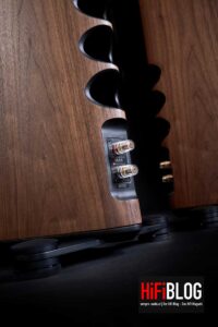 Foto © Dantax Radio A/S | Scansonic MB8 B Tower Speaker