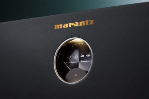 Foto © Marantz | Marantz AV 20 Preamplifier and Marantz AMP 20 12 Channel Power Amplifier