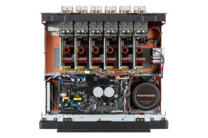 Foto © Marantz | Marantz AV 20 Preamplifier and Marantz AMP 20 12 Channel Power Amplifier