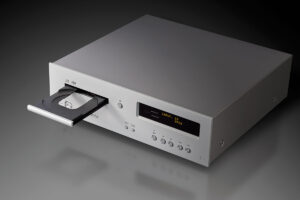 Foto © Luxman Corporation | Luxman D-03R Compact Disc Player