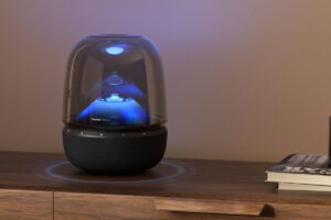 Foto © Harman Kardon | Harman Kardon Aura Studio 5 Bluetooth Home Speaker