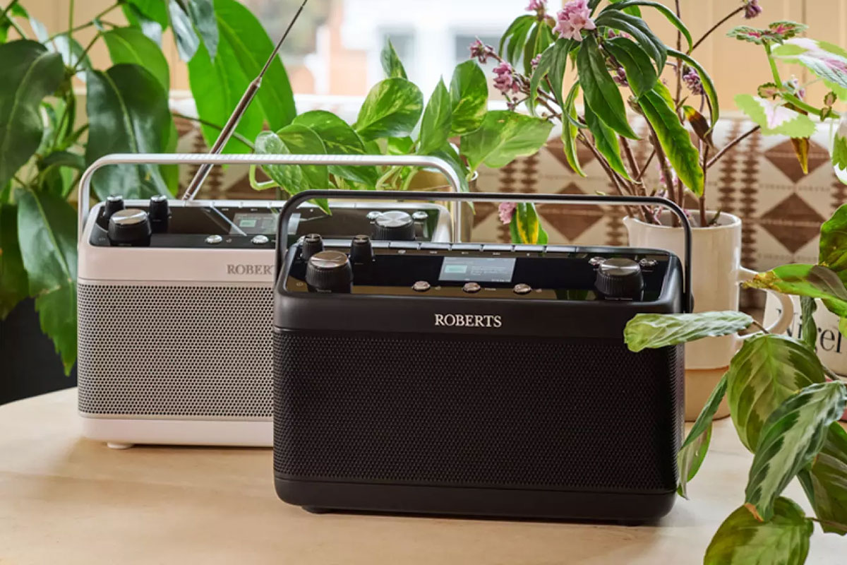 ROBERTS RADIO (ロバーツ) ポータブルラジオ ロ727E ROBERTS RADIO (ロバーツ) ポータブルラジオ ロ727E Roberts
