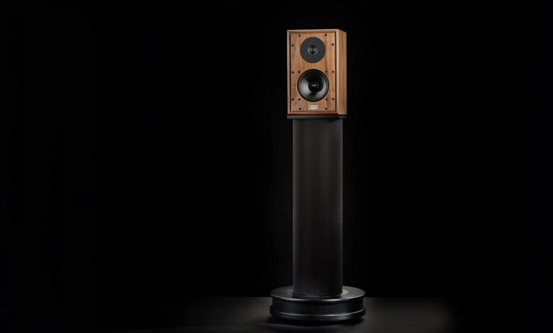 Foto © Harbeth Audio Ltd.| Harbeth Nelson featured in the autumn promotion from Drei H Vertriebs GmbH