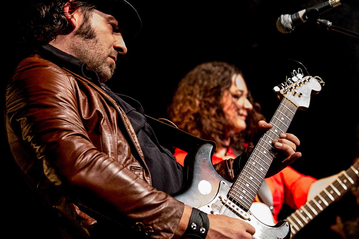 Meena Cryle and Chris Filmore 01